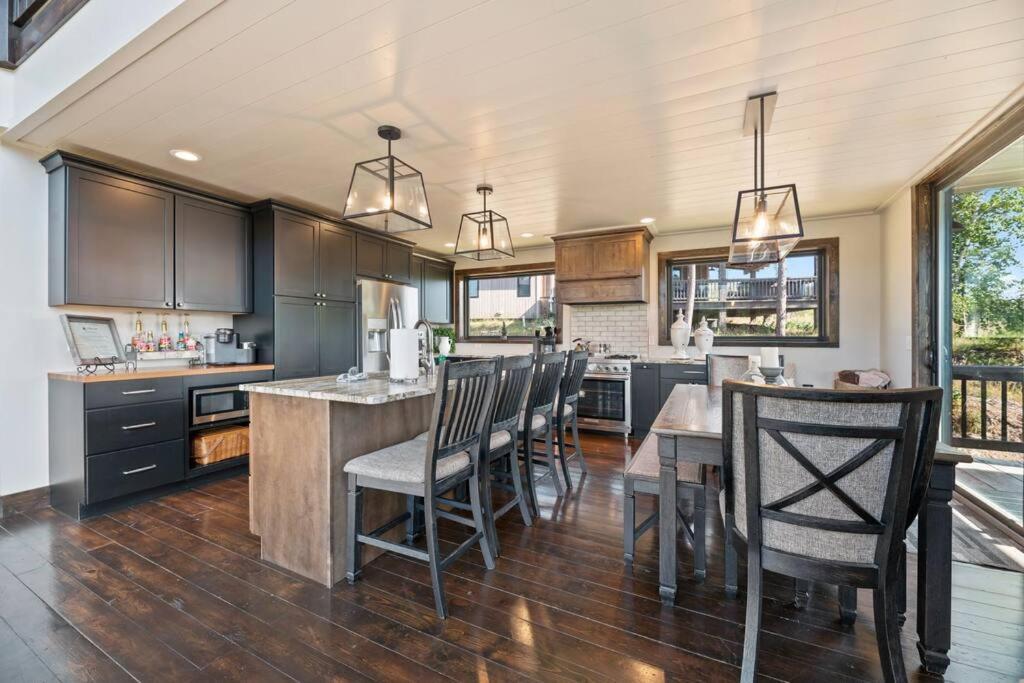 Villa Altitude Adjustment- Panoramic Views, Sleeps 12 Lead Exterior foto